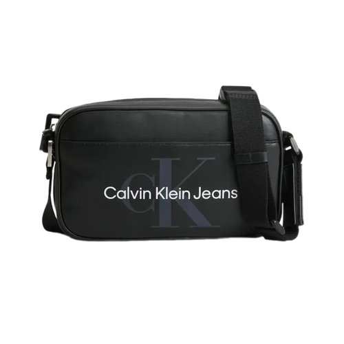 Купить Сумка кросс-боди CALVIN KLEIN, черный
Носите ее двумя способами, как сумку на пл...