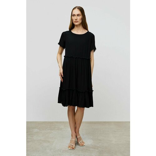 Купить Платье Baon, размер 48, черный
Летнее платье с ярусными оборками из весенне-летн...