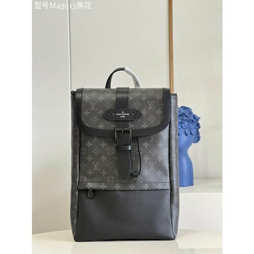 Купить Рюкзак M45913
Новый рюкзак Saumur Louis Vuitton - классический предмет гардероба...