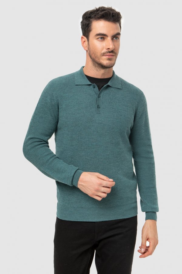 Купить Kanzler Пуловер-поло из шерсти
Лаконичный дизайн и спокойный темно-зеленый цвет...