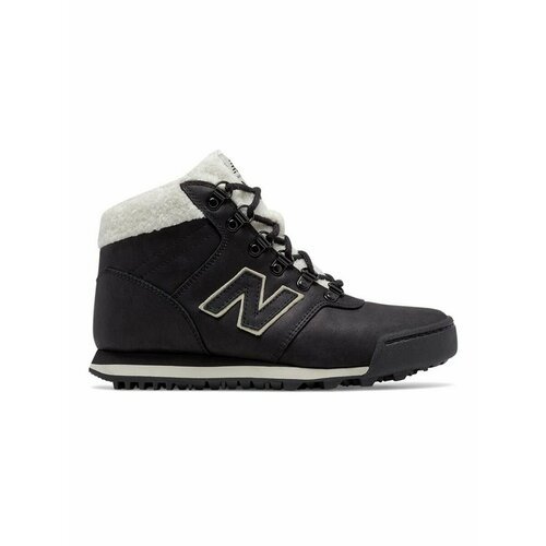 Купить Кроссовки New Balance, размер 38, черный
Практичные высокие зимние кроссовки для...