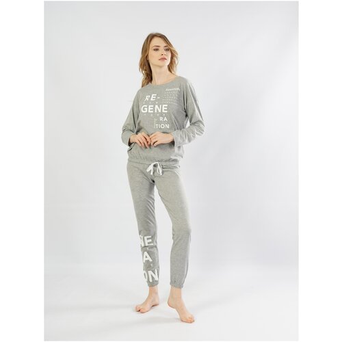 Купить Пижама Vienetta, размер 44, серый
Однотонный женский комплект одежды прямого кро...