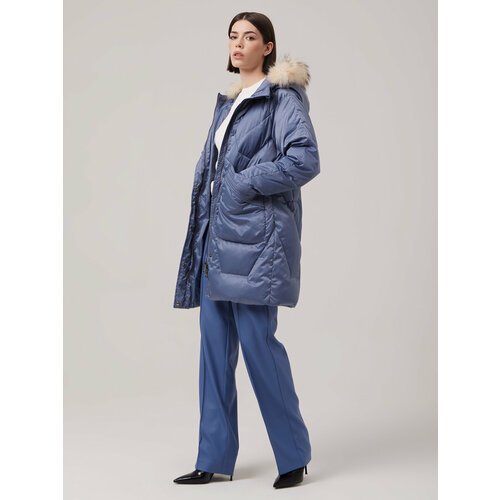Купить Пальто ELEGANZZA, размер 48, серый
Женская куртка выполнена с дизайнерской стежк...