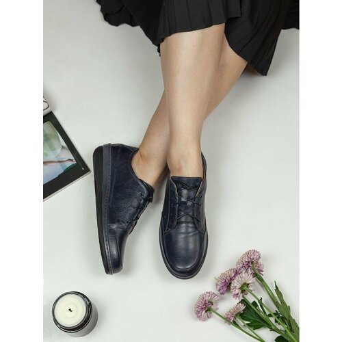 Купить Полуботинки Romer, размер 39, синий
Полностью натуральные, очень удобные туфли....
