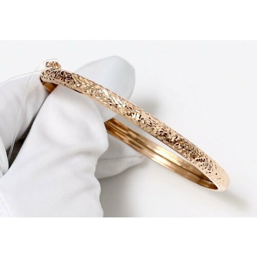 Купить Жесткий браслет Diamant online, золото, 585 проба
<p>Красивый браслет из золота...