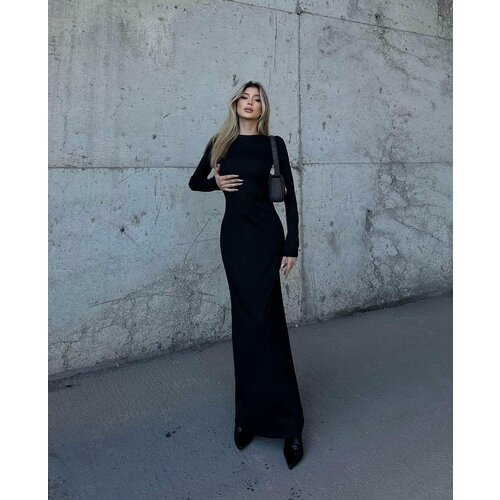 Купить Платье размер M, черный
Платье макси от бренда NAKED RELISH - это воплощение сти...