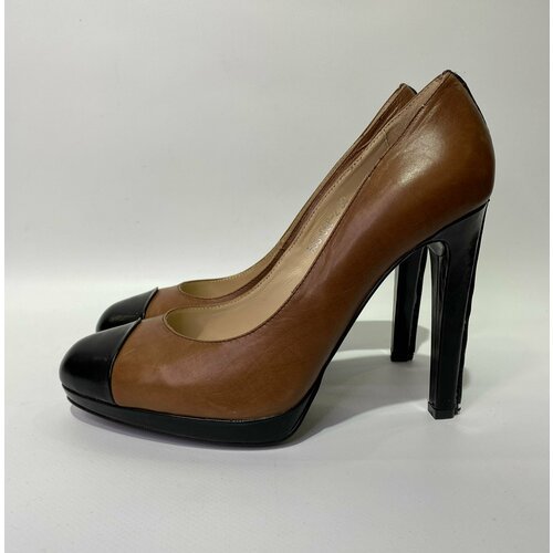 Купить Туфли Sasha Fabiani, размер 38, коричневый
Стильные женские туфли из натуральной...