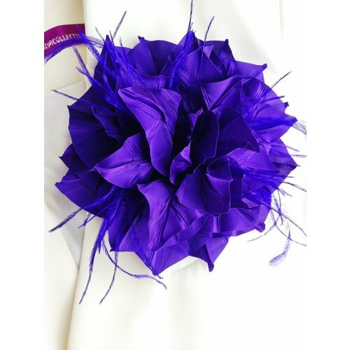 Купить Брошь, фиолетовый
Эффектный, стильный брошь цветок, для уверенных женщин! Полнос...