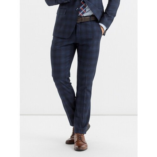 Купить Брюки MARC DE CLER, размер 58/176, синий
Облегающие костюмные брюки SLIM-FIT име...