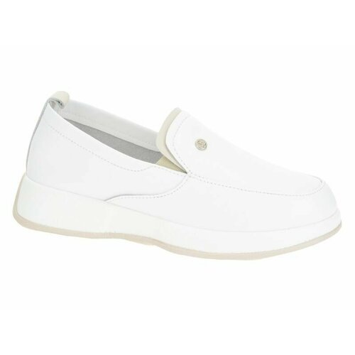 Купить Туфли Baden, размер 40, белый
Туфли BADEN имеют стильный дизайн и могут быть исп...