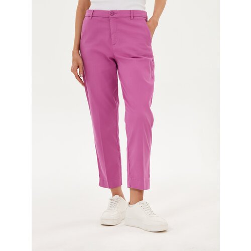 Купить Капри UNITED COLORS OF BENETTON, размер 48, розовый
Длинные брюки-чиносы из элас...