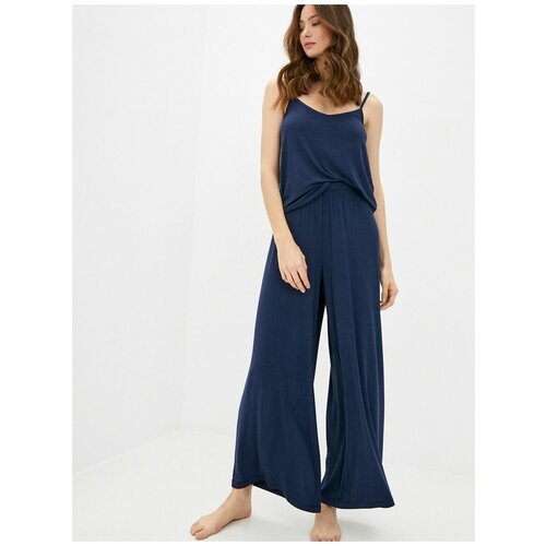 Купить Пижама Luisa Moretti, размер L, синий
Женская пижама с брюками выполнена из мягк...