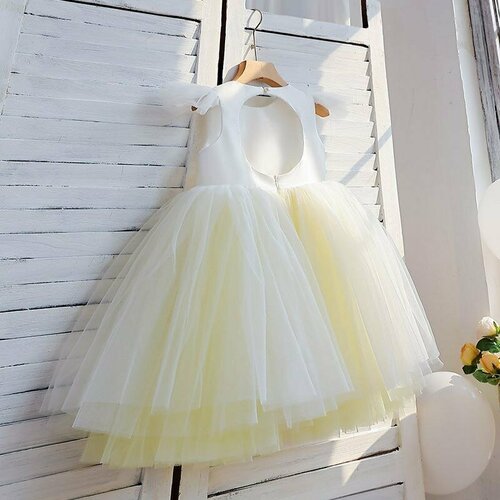Купить Платье, размер 120, желтый
Нарядное платье для девочки "Лимонный мусс" - это не...