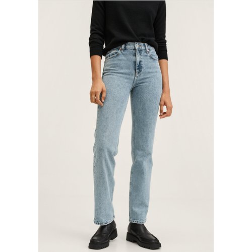 Купить Джинсы MANGO, размер 40 EU, голубой
Прямые классические джинсы имеют отличную по...