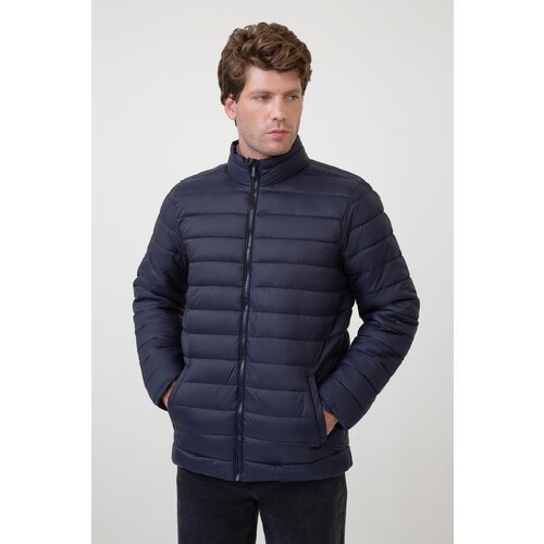 Купить Куртка Baon B5424005, размер XXL, синий
Утеплённая куртка с горизонтальной прост...