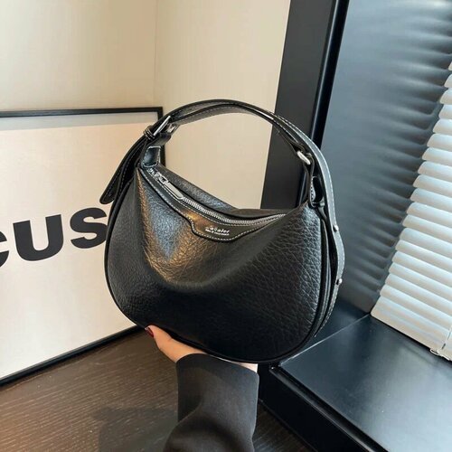 Купить Сумка , черный
Женская сумка CC2123-M9815: стиль и функциональность<br><br>Эта ж...