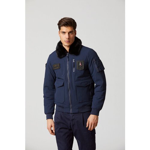Купить Куртка Aeronautica Militare, размер 58, синий
Куртка Iconic Pilot сохраняет свою...