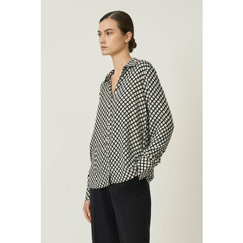 Купить Блуза Baon, размер 42, черный
Изящная блузка с лаконичным узором украсит ваши де...