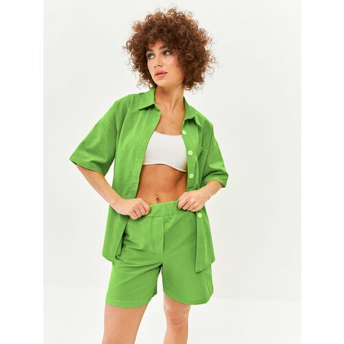 Купить Костюм, размер S, зеленый
Летний костюм из льна - настоящее спасение в жаркие ле...