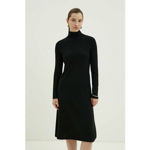 Купить Платье FINN FLARE, размер M, черный
Надежным выбором для сохранения тепла и комф...