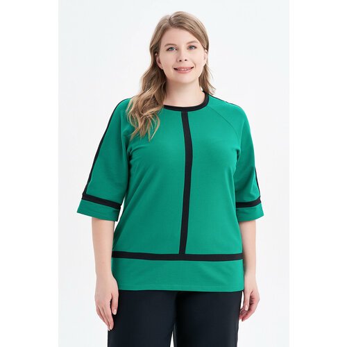 Купить Блуза Olsi, размер 58, зеленый
Женская блузка больших размеров прямого кроя, вып...