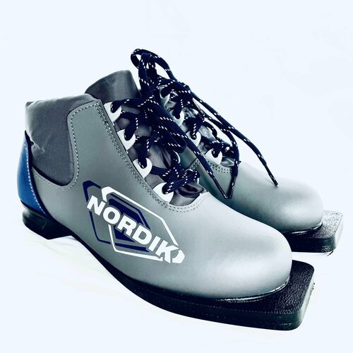 Купить Ботинки лыжные NORDIK 43 (NN75) 37 р.
Серия, в которую входят эти ботинки NN 75,...