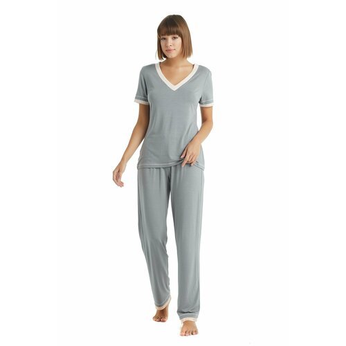 Купить Пижама BlackSpade, размер 3XL, серый
Женская пижама из мягкого модала с добавлен...