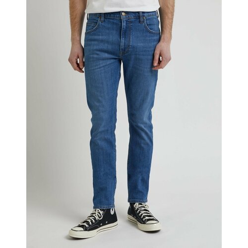 Купить Джинсы Lee, размер 38/30, синий
Мужские зауженные джинсы Lee Rider, выполненные...