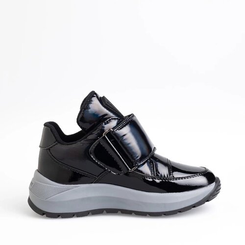 Купить Ботинки ONWAY, размер 34, черный
ONWAY —итальянская обувь для повседневной жизни...