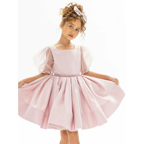 Купить Платье, размер 110-116, розовый
Нарядное атласное плaтье с пышной юбкой и cияющи...