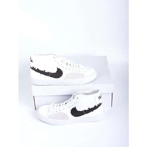 Купить Кроссовки NIKE, размер 42 RU, белый, черный
Кеды Nike Blazer Court Mid Premium S...