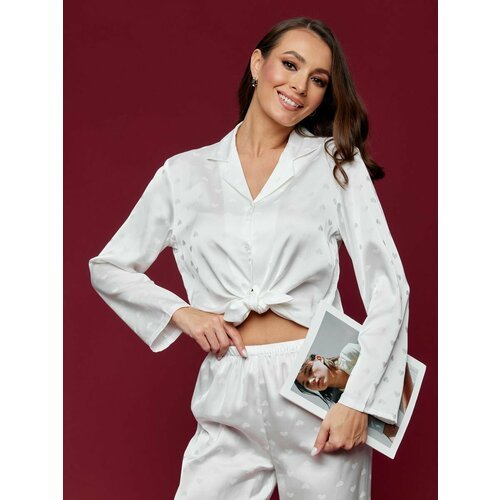 Купить Пижама Belala, размер M, белый
Пижама женская с брюками и рубашкой шелковая (иск...