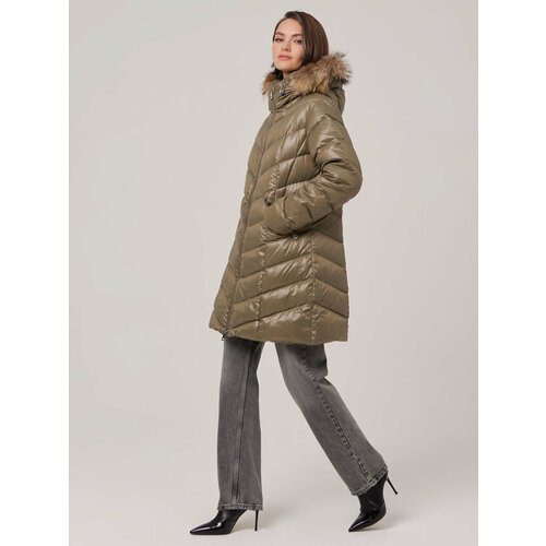Купить Пальто ELEGANZZA, размер 50, бежевый
Женская куртка выполнена с дизайнерской сте...