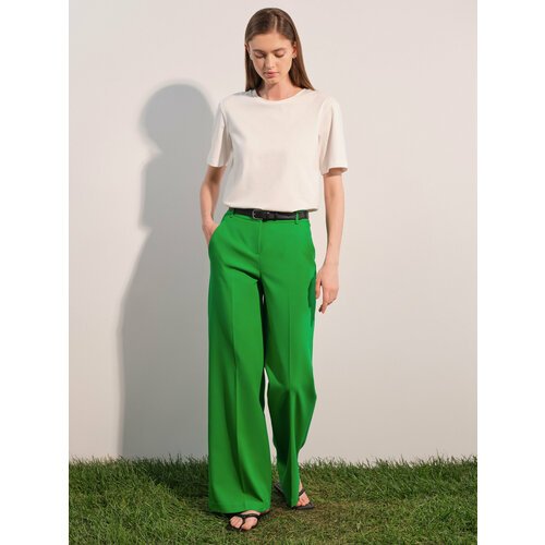Купить Брюки Calista, размер 50, зеленый
Широкие прямые брюки хорошо смотрятся на любой...