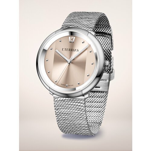 Купить Наручные часы L'TERRIAS, бежевый, серебряный
Наручные часы коллекции L'Story име...