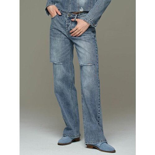 Купить Джинсы широкие KRAPIVA, размер 28, голубой
Идеальные летние прямые голубые джинс...