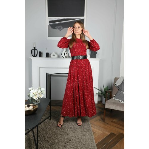 Купить Платье VERA DELIZIA, размер 48, красный
Платье женское приталенного кроя длины м...