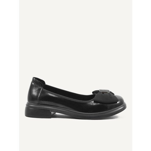 Купить Туфли Baden, размер 38, черный
Туфли Baden ME306-022 выполнены из высококачестве...