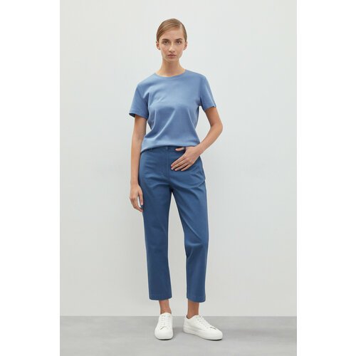 Купить Брюки FINN FLARE, размер S, голубой
Базовые женские брюки в стиле casual из смес...