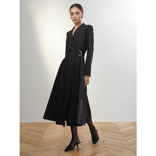 Купить Платье Calista, размер 40, черный
V-образный вырез и расклешенная юбка – идеальн...