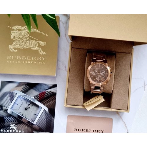 Купить Наручные часы Burberry, розовый, золотой
Наручные часы Burberry The City BU9754...