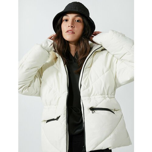 Купить Куртка KOTON, размер 40, бежевый
Koton - это турецкий бренд одежды, который пред...