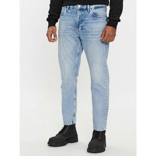 Купить Джинсы Calvin Klein Jeans, размер 34 [JEANS], голубой
При выборе ориентируйтесь...