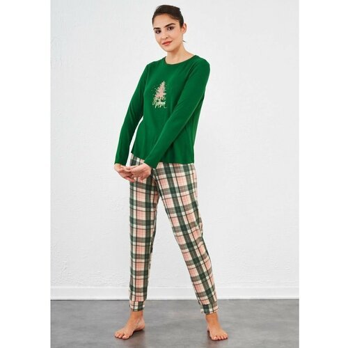 Купить Пижама Relax Mode, размер 46/48, зеленый
Мягкая женская пижама из нежной вискозы...
