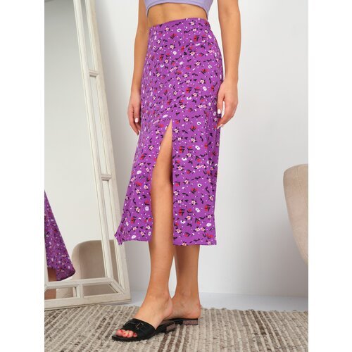 Купить Юбка KIAZO, размер 44, фиолетовый
Базовая женская юбка летняя кроя трапеция, тво...