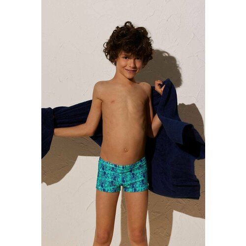 Купить Плавки Ysabel Mora, размер 6, зеленый
Стильные плавки для мальчика из летней кол...