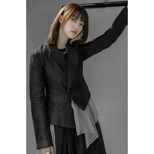 Купить Пиджак IWANT, размер XS, черный
Представляем вам женский пиджак «UVERI» от бренд...