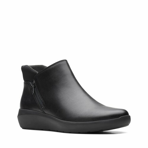 Купить Ботинки Clarks, размер 39 EU, черный
Ищете стильную и комфортную обувь на демисе...