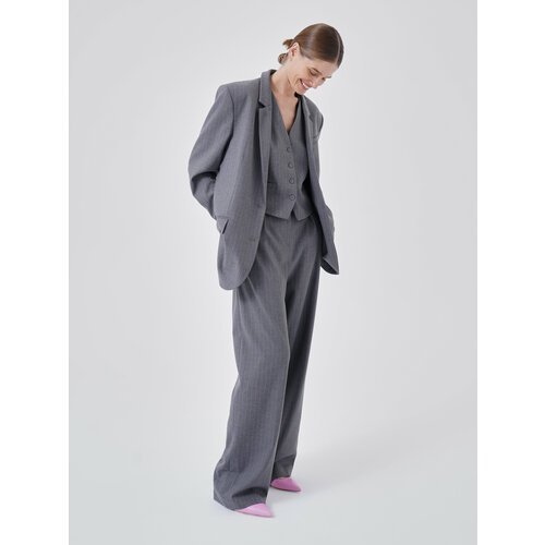 Купить Костюм PATRATSKAYA, размер XL, серый
<p>Классический костюм из итальянской костю...