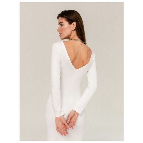 Купить Платье VIAVILLE, размер 48, белый
Платье-футляр с открытой спиной "Лайза" от Via...